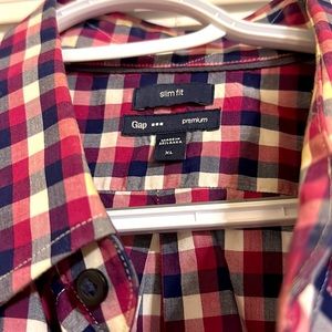 Men’s casual shirt